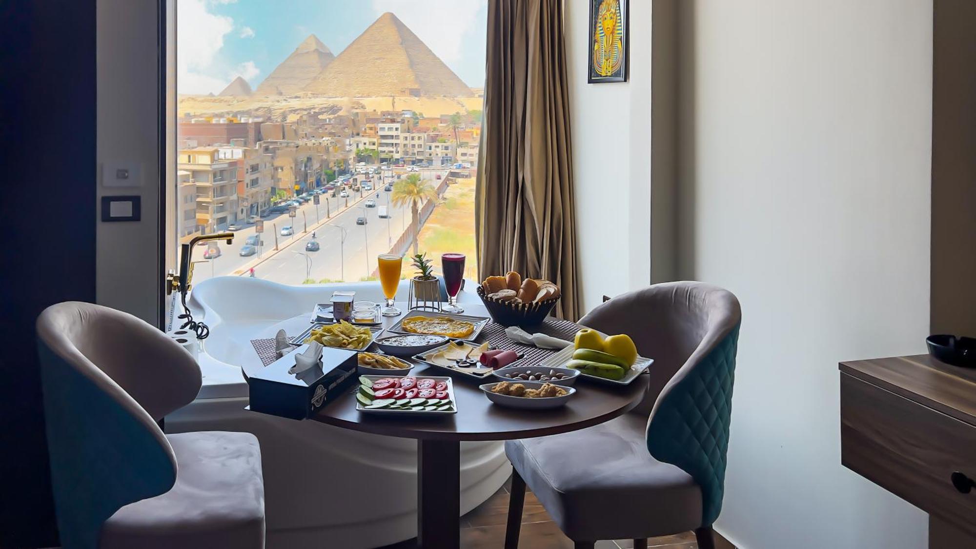 Imperial Pyramids Heights View Bed & Breakfast Nazlet el-Sîsi Екстериор снимка