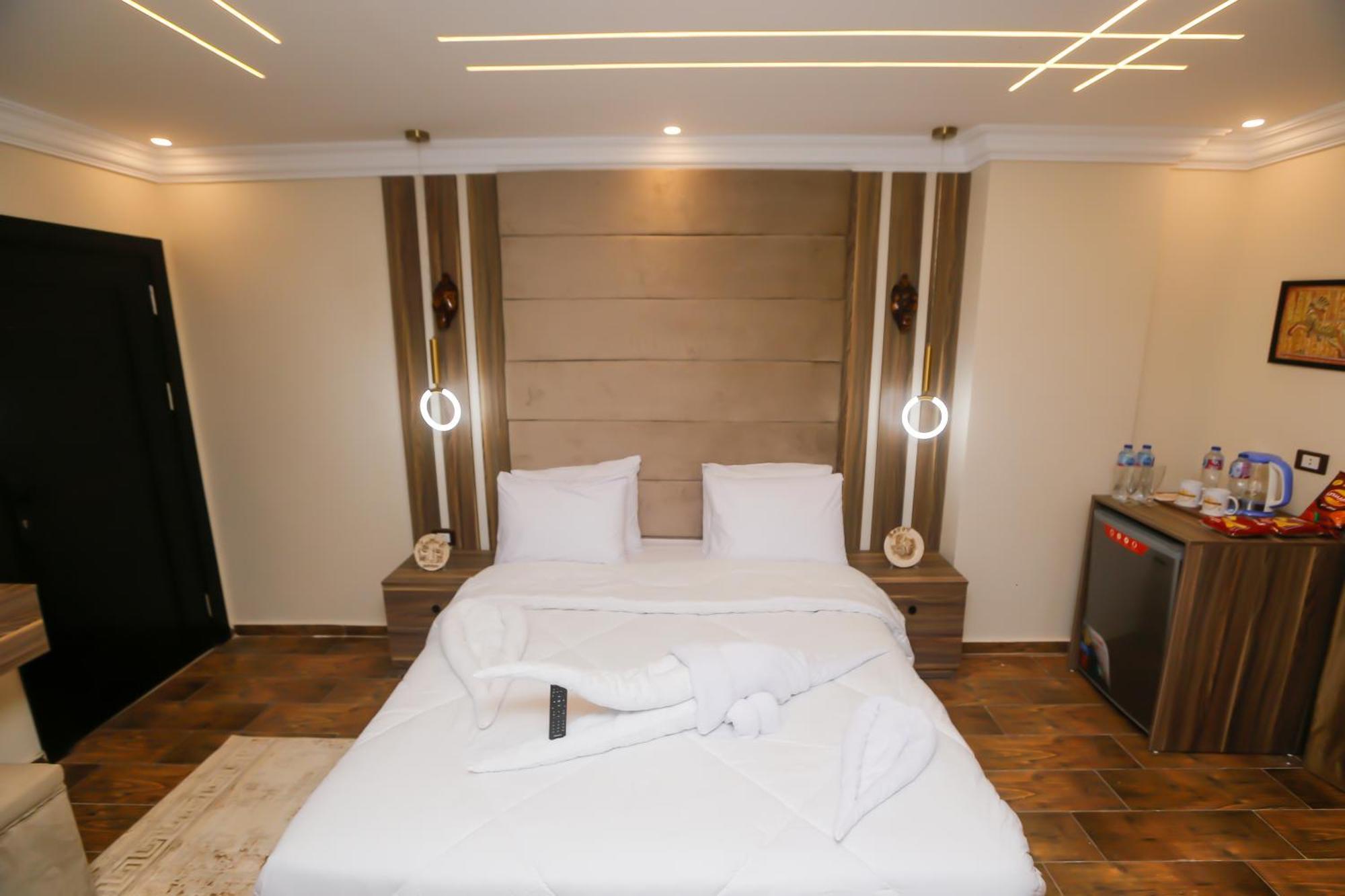 Imperial Pyramids Heights View Bed & Breakfast Nazlet el-Sîsi Екстериор снимка